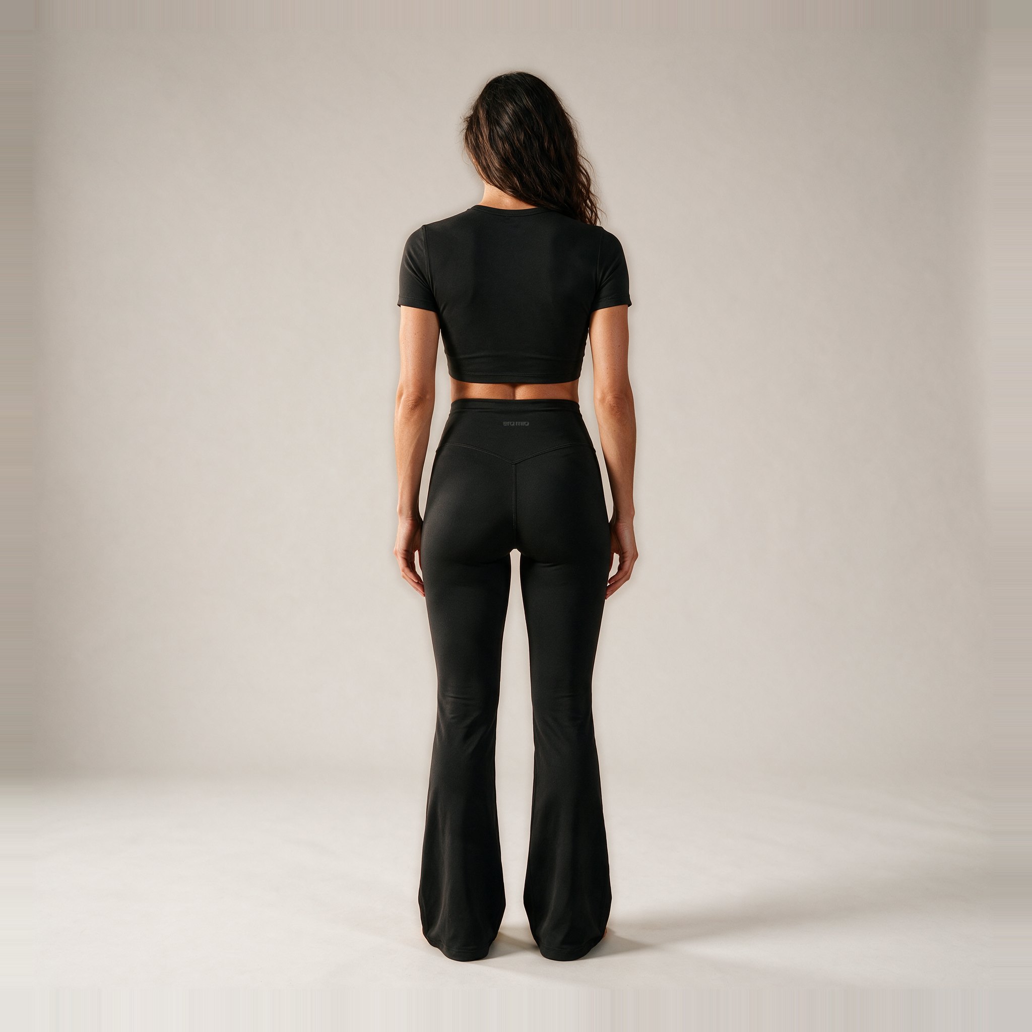 Mira Flare Leggings in Black, Bild 3